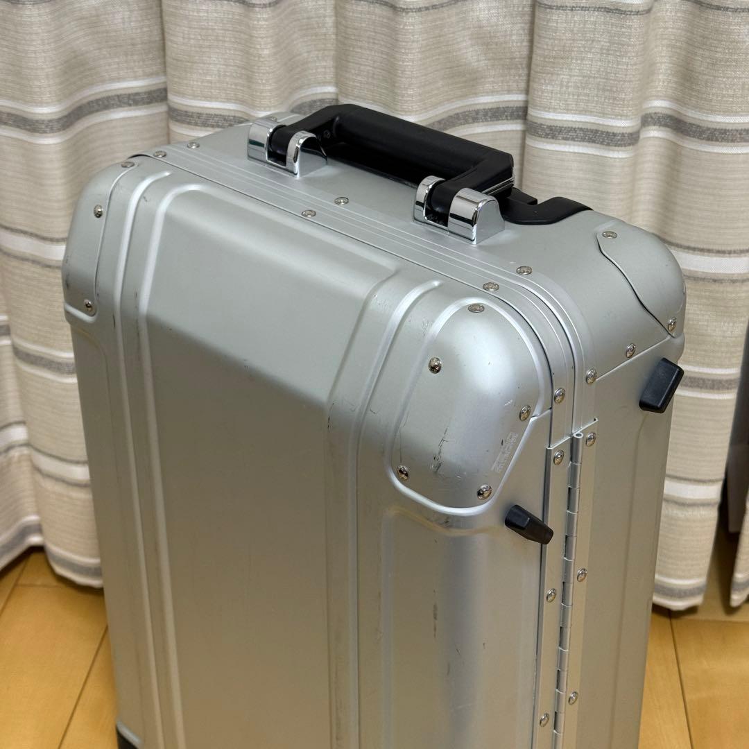 ゼロハリバートン　機内持ち込み　アルミ　2輪　ZR-Geo キャリーケース