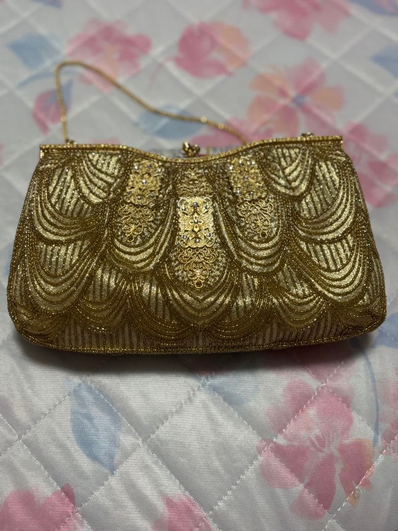 ビーズ刺繍 ゴールド クラッチバッグ