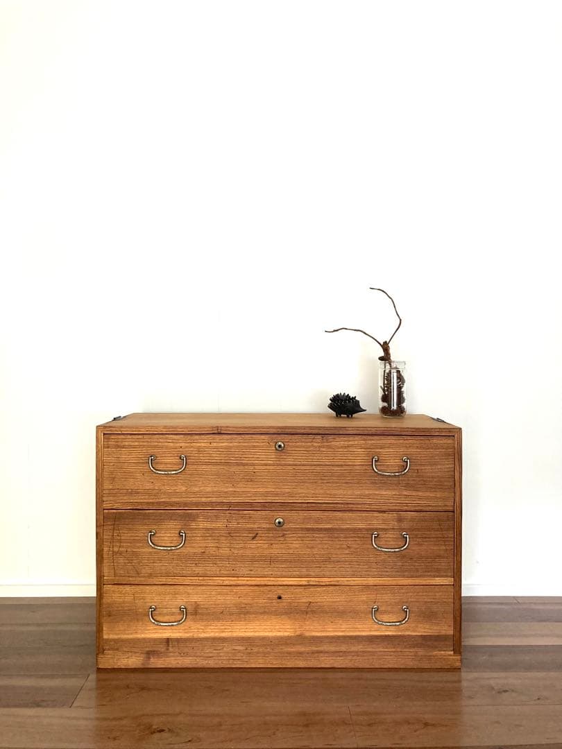 【メンテ済】アンティークの収納棚　ローボード　テレビ台　総桐　引出し3杯