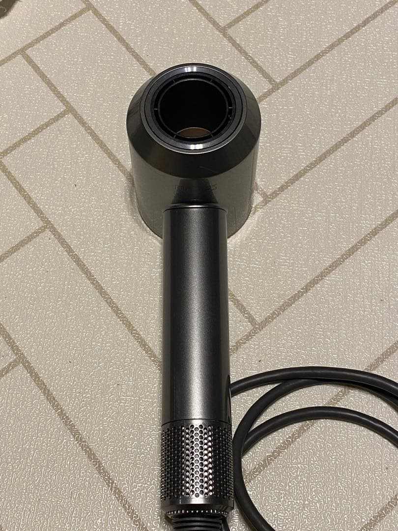 Dyson Supersonic Ionic ヘアドライヤー HD15