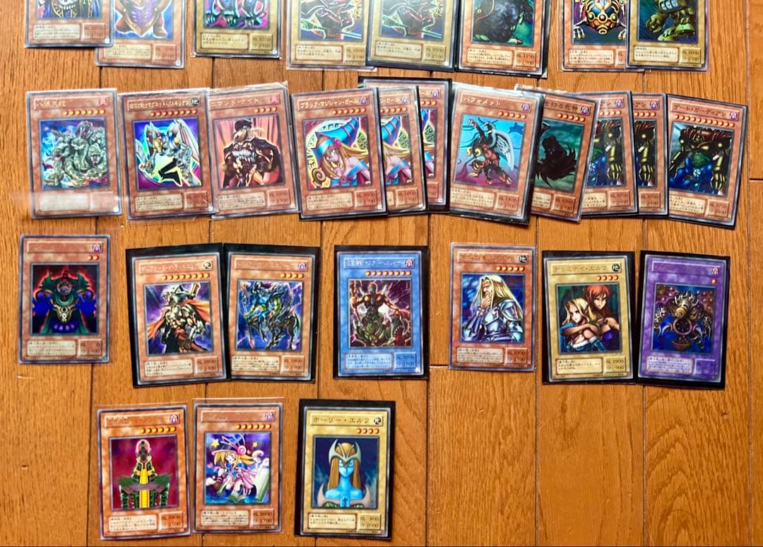 遊戯王　2期　レア以上75枚を含む約800枚、おまけ付き