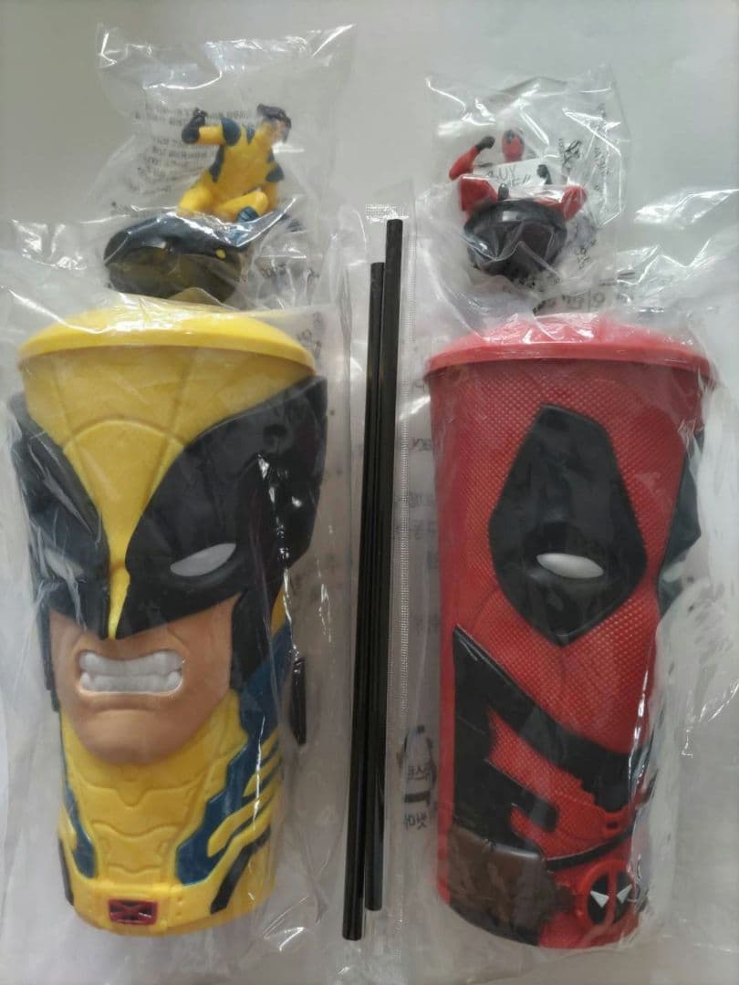 デッドプール＆ウルヴァリン　ドリンクホルダーセット　未開封