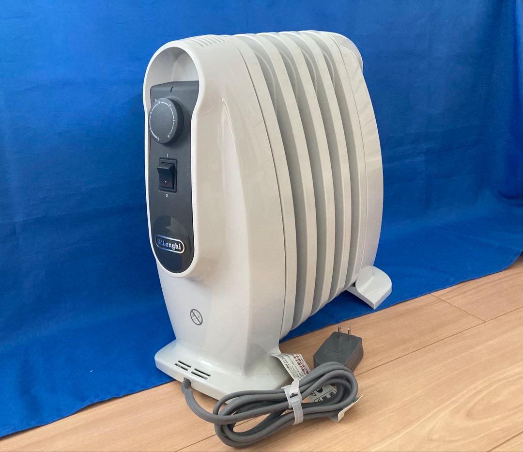 お買い得‼️DeLonghi オイルヒーター ホワイト