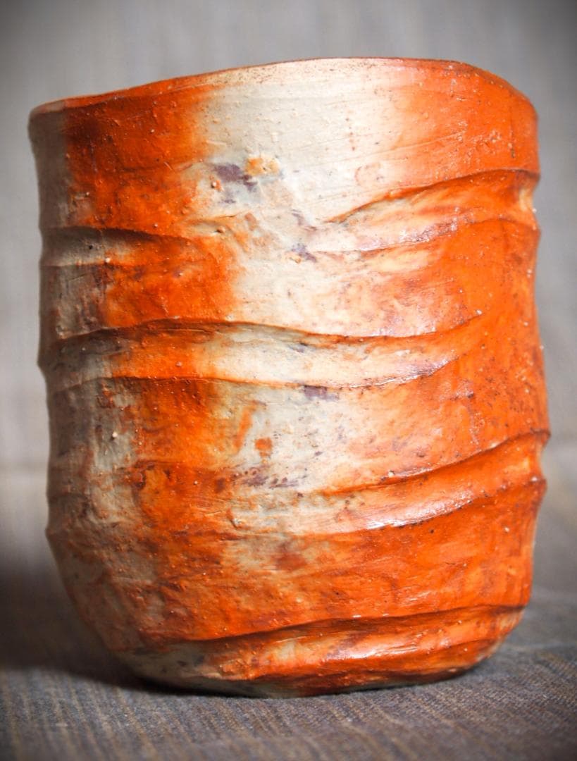 人気作家★川端文男【師：金重利右衛門】★備前《自然練り込み》湯呑み★共箱