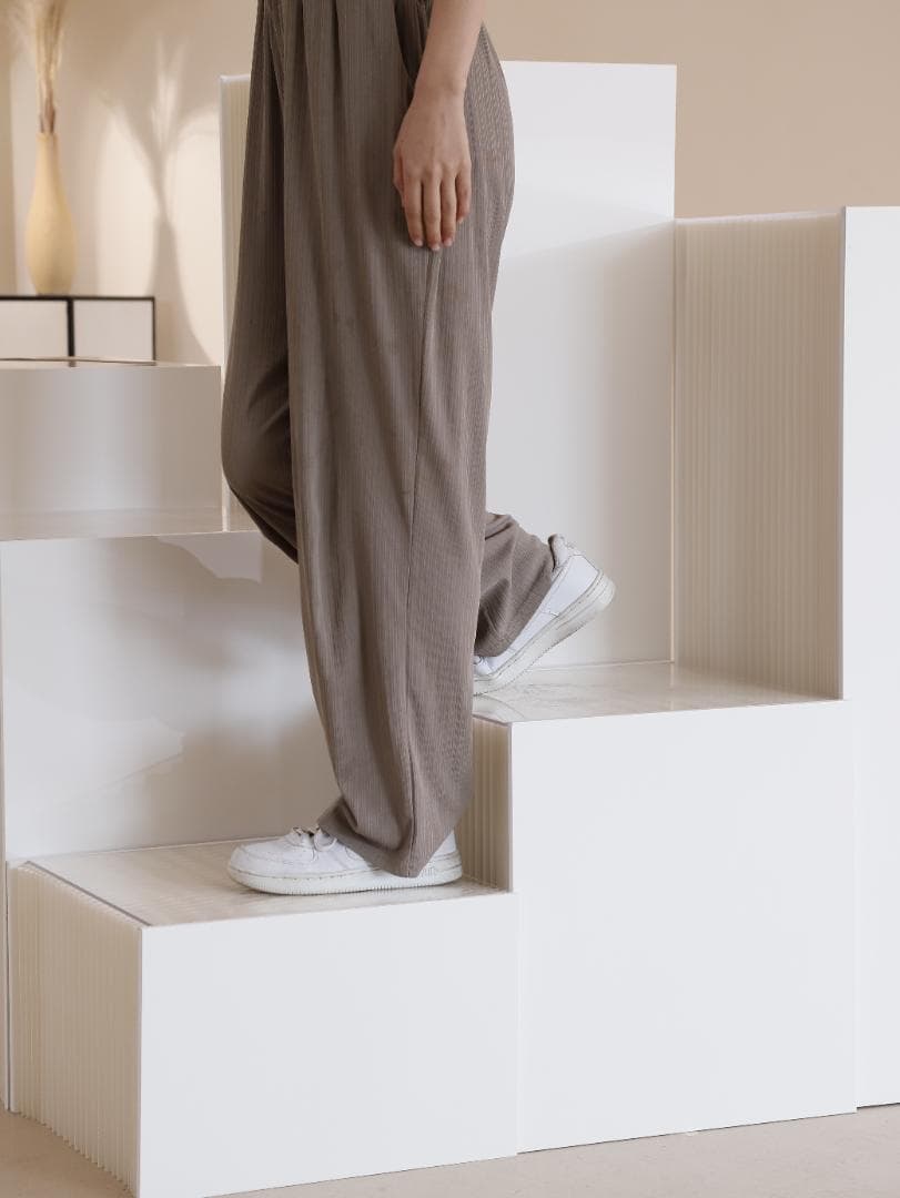 ディスプレイスタンド高さ118㎝長さ40㎝展示台 陳列台組立不要 展示会イベント