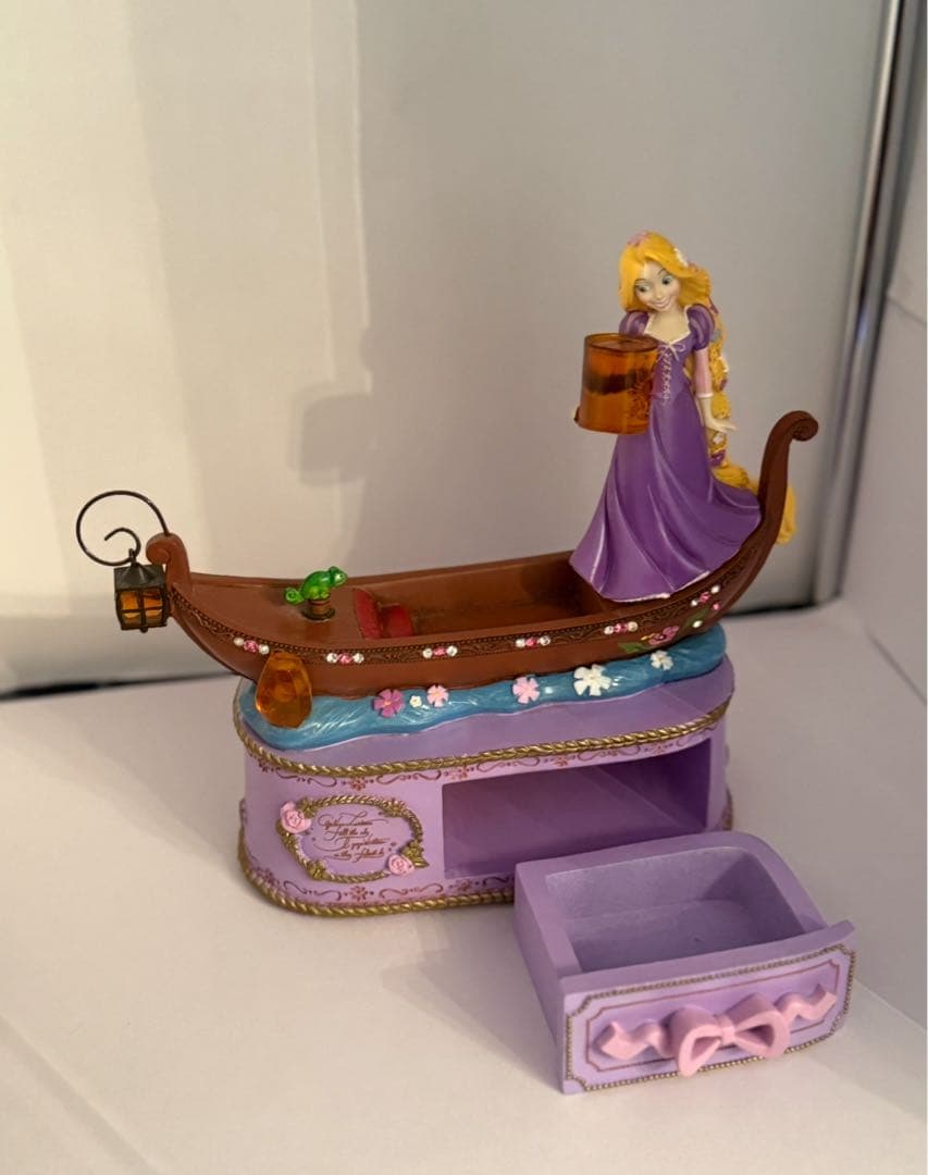 ディズニー　ラプンツェル　オーナメント　フィギュア　セット