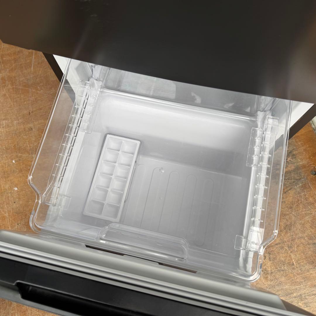 C7707★2022年製美品★シャープ 冷蔵庫 右.左開き 一人暮らしブラック系