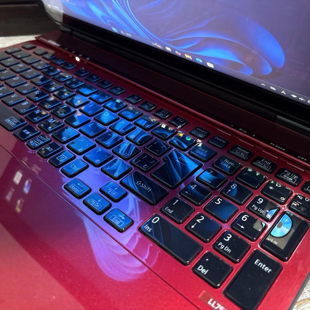 爆速仕様 Core i7 NEC LAVIE SSD Webカメラ