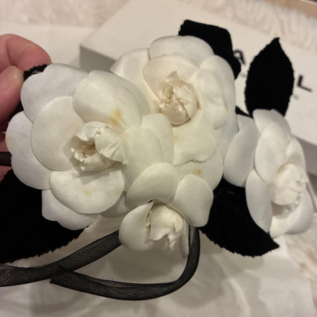 CHANEL カメリアコサージュ ホワイト　レア　正規品