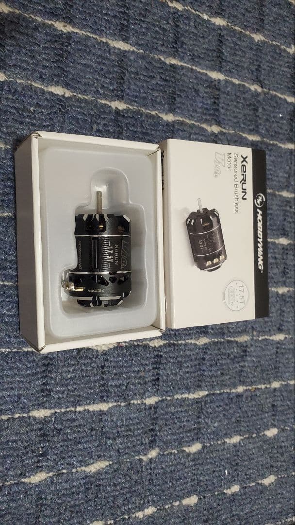 HOBBY WING XERUN V10 G4 17.5T チタンローター入り