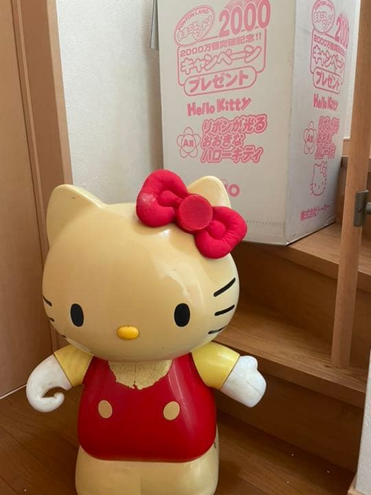 レトロ　超レア なキティの置き物