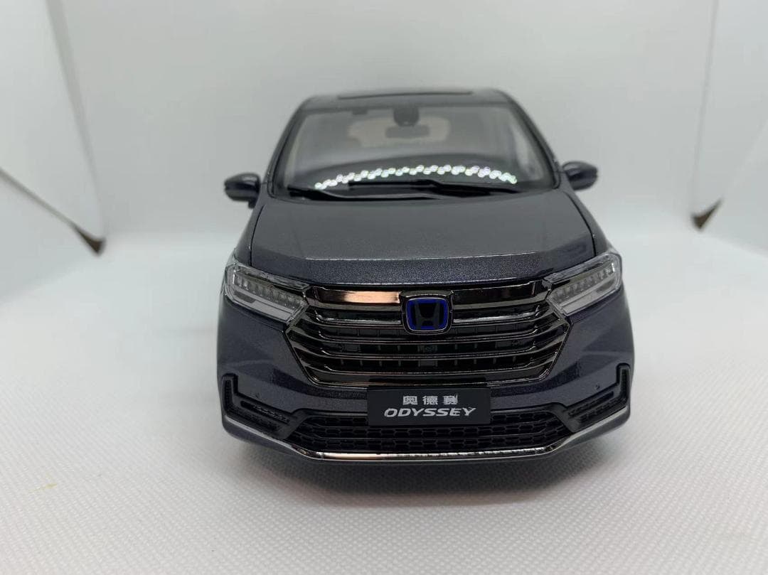 302-002 1/18 ホンダ オデッセイ 2022 グレー