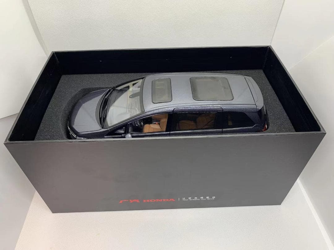 302-002 1/18 ホンダ オデッセイ 2022 グレー