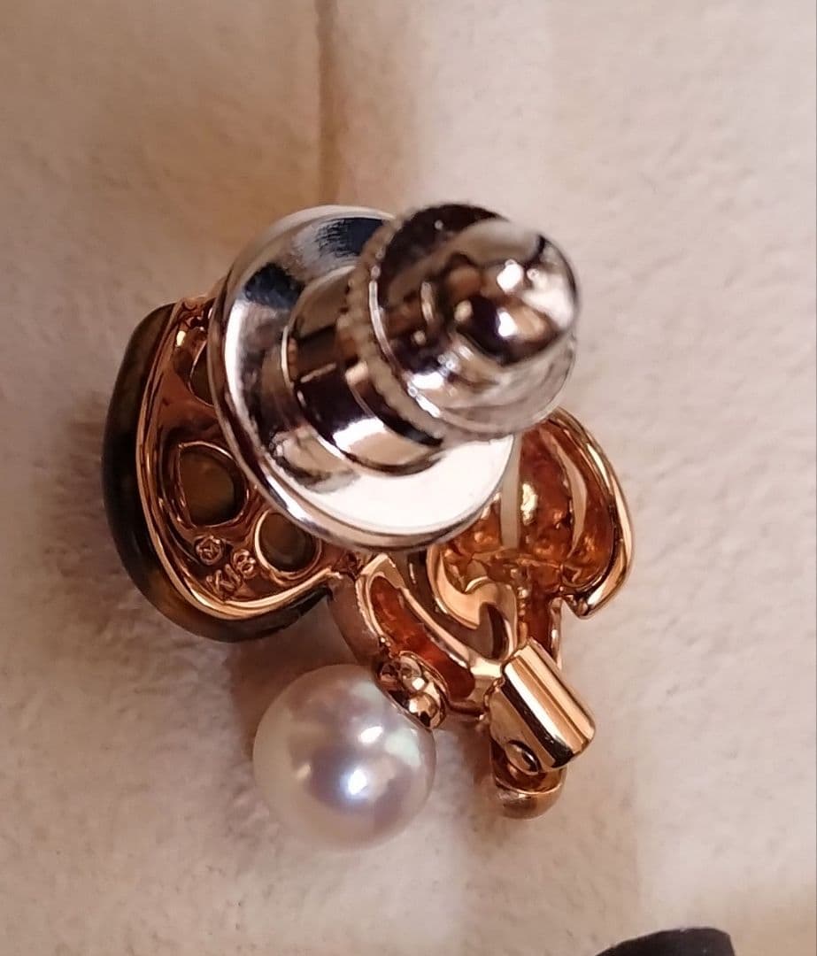 ペルリータミキモト　チャリティ　2010 きのこ　ブローチ　ペンダントトップ