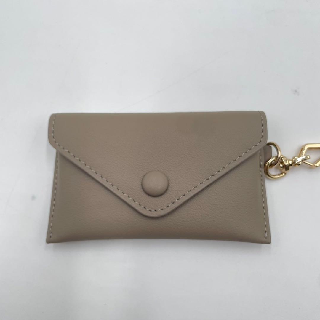 【未使用級】 マックスマーラ カーフレザー ストラップ マルチケース グレージュ