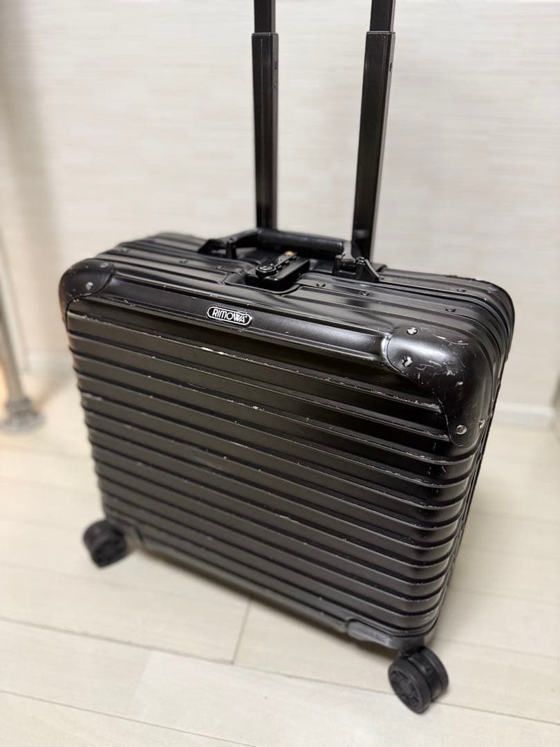 RIMOWA 986.67 トパーズ 旧モデル 黒アルミ 26L 4輪