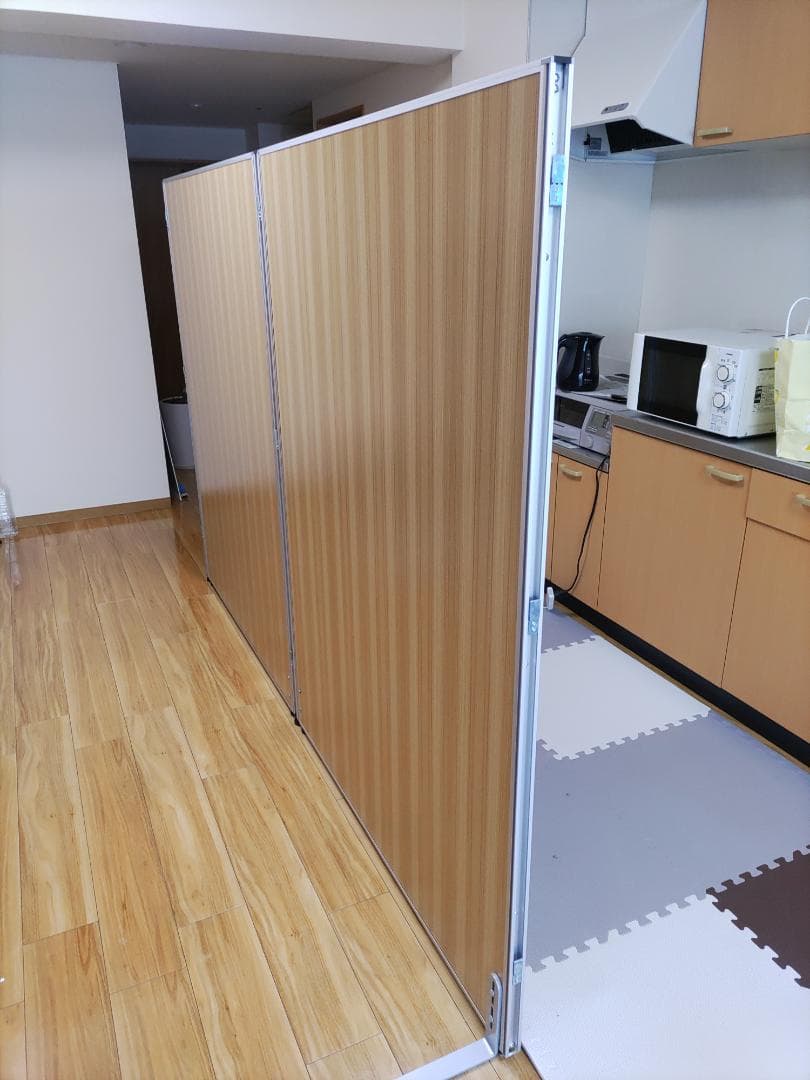 パーティション 木目調　5枚の価格　幅1200×高さ1600　引取が条件