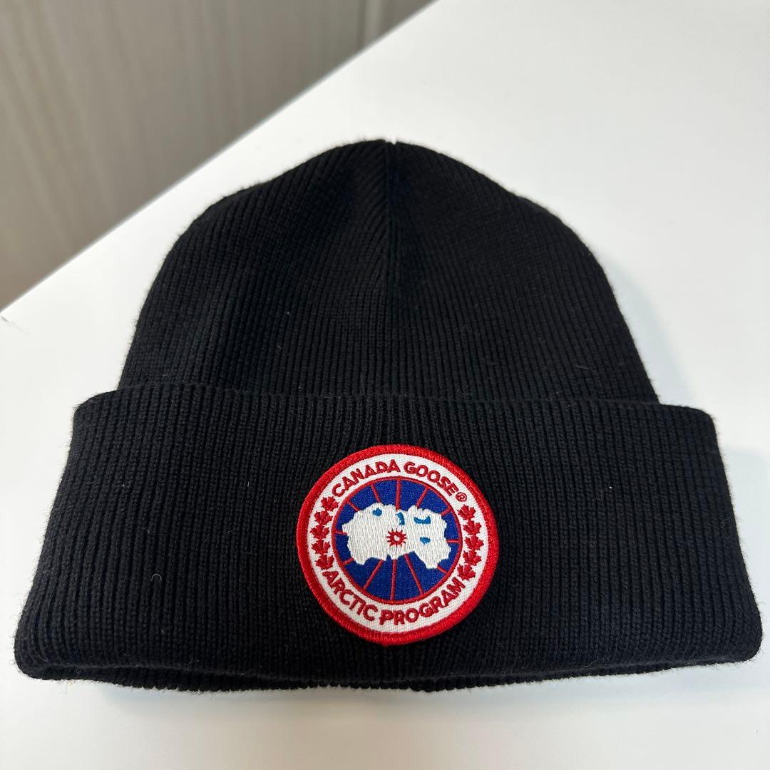 カナダグース ニット帽 黒 アークティックプログラム