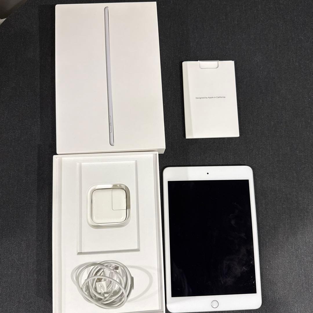 iPad mini 5 ホワイト　本体 wifiモデル