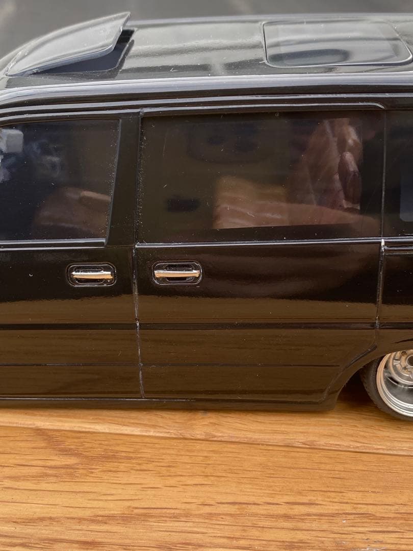プラモデル完成品　フジミ1/24 ステップワゴン　カスタム