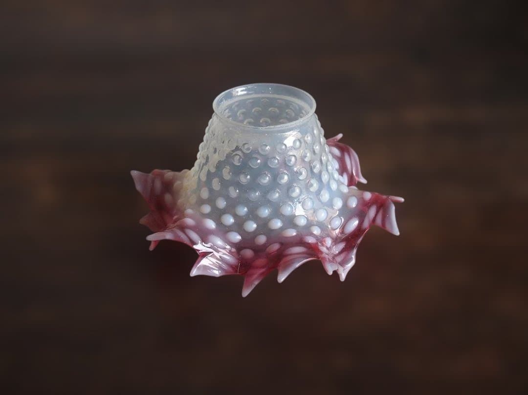 オパールガラス ホブネイル ピンク フリル ランプシェード 吹きガラス/K334