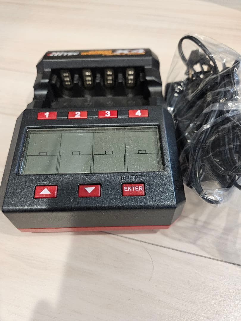 ハイテック X4 アドバンス 充電器 電池おまけ