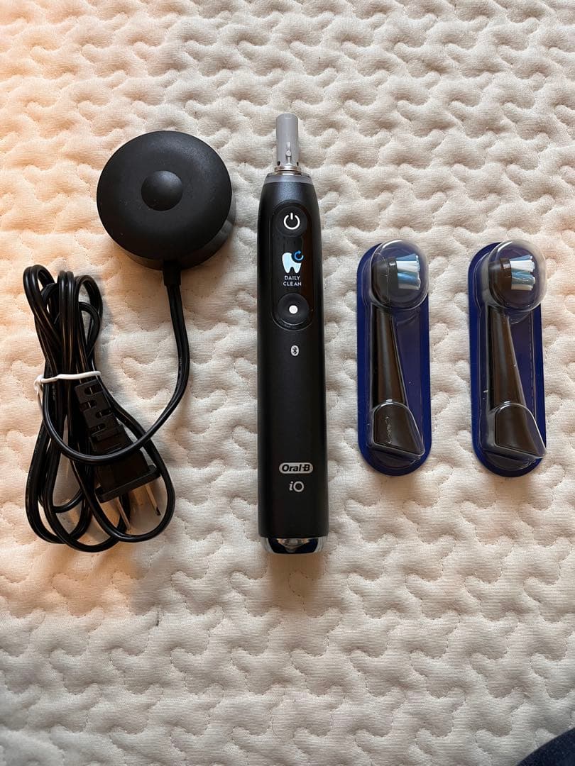 ブラウンオーラルB iO9電動歯ブラシ➕替ブラシ2本