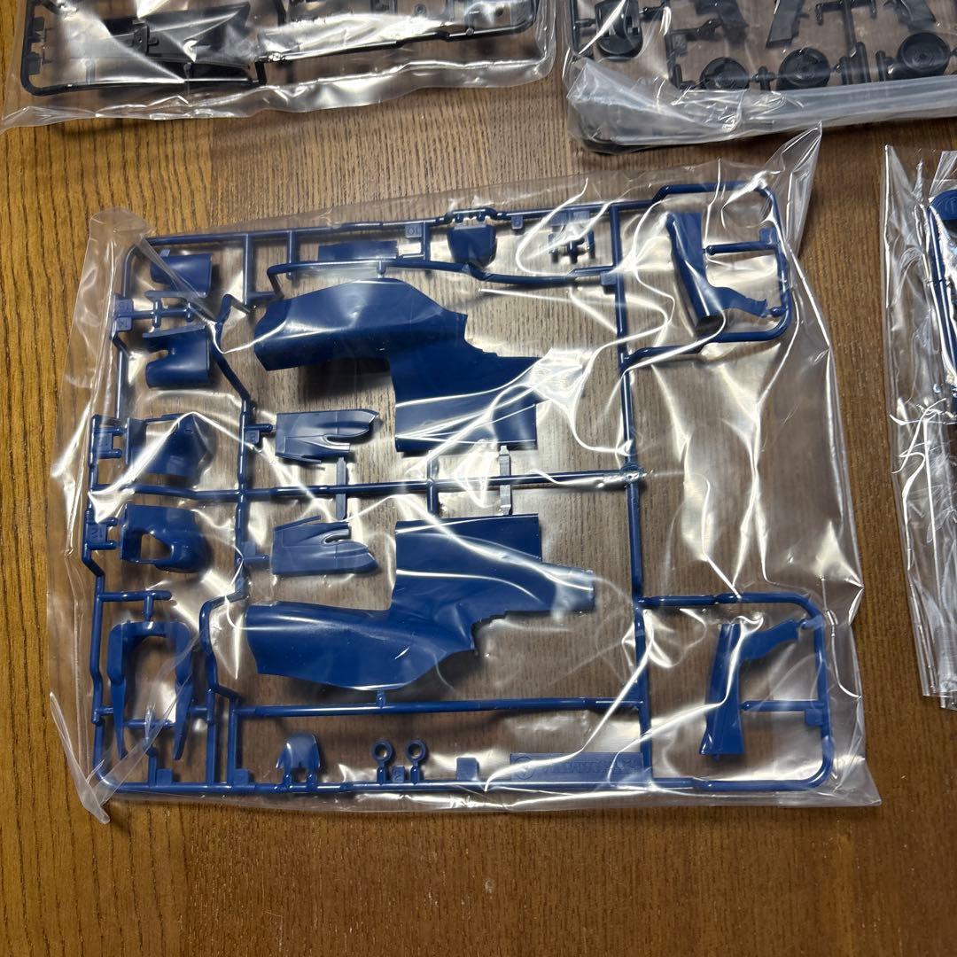 タミヤ　プラモデル　1/20 フェラーリ SF70H レッドブル　RB6 など