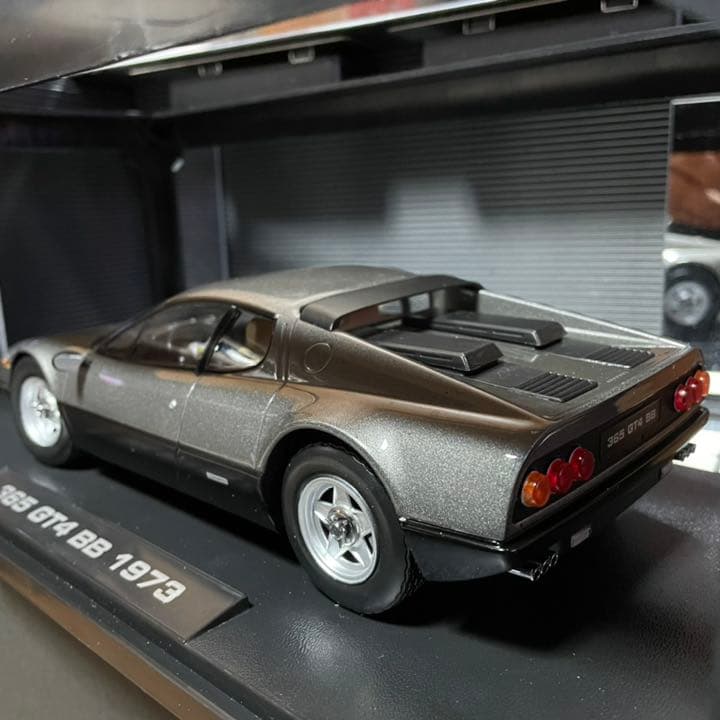 新品未展示品　KKスケール 1/18 フェラーリ 365 GT4 BB 1973