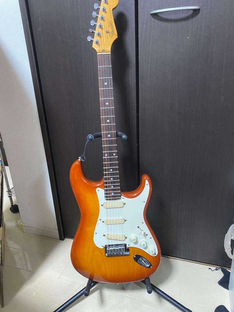 FENDER Japan STR-85 Jシリアル
