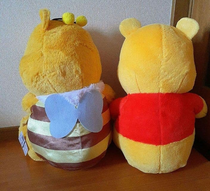 【くまのプーさん】超超BIGぬいぐるみ　まんぷくみつばち　ウインク