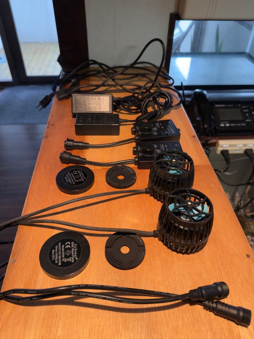 Jebao SDW-16 ウェーブポンプ 2台 水流