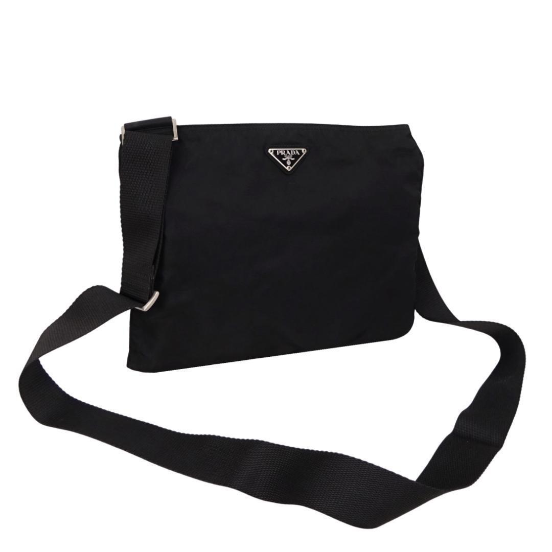 本物良品■プラダ■メッセンジャークロスボディ 三角ロゴ 斜めがけショルダーバッグ