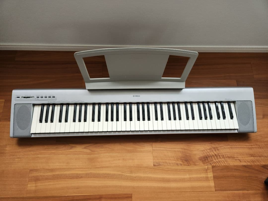 YAMAHA 電子ピアノPortable grand NP30