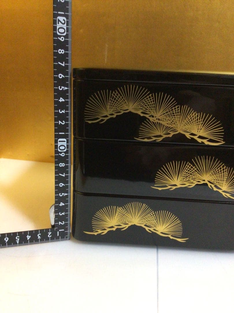 木製 沈金 三段重箱 共箱付き