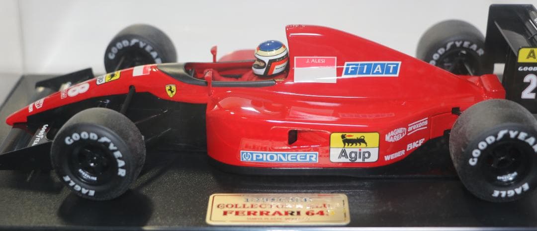 タミヤ製１／２０　コレクターズクラブ　フェラーリ６４３　Ｊ・アレジ　完成品