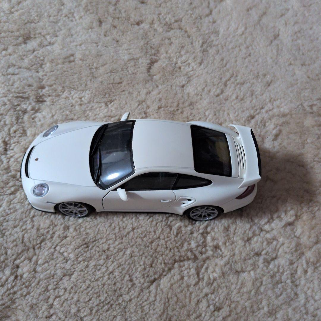ポルシェ 911 GT2 ホワイトミニカー