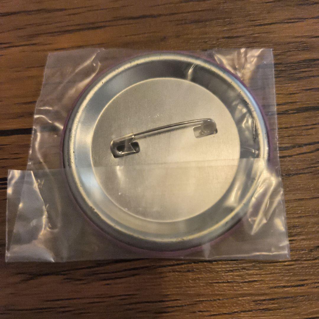 ヘタリア　チェンジング缶バッジ　リヒテンシュタイン　女の子だらけだよっ！