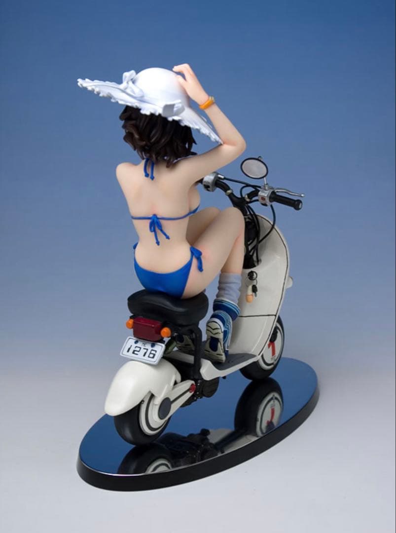 Mine bluE #010 1/7サイズ　青い水着の女の子　吉崎観音