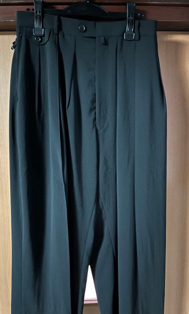 レインメーカーパンツ