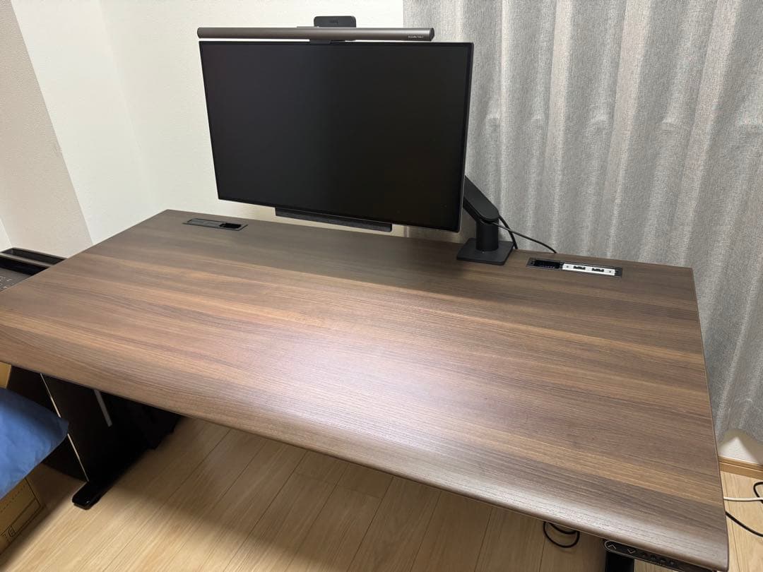 OKAMURA 電動昇降デスク　SWIFT 美品 オプション付き