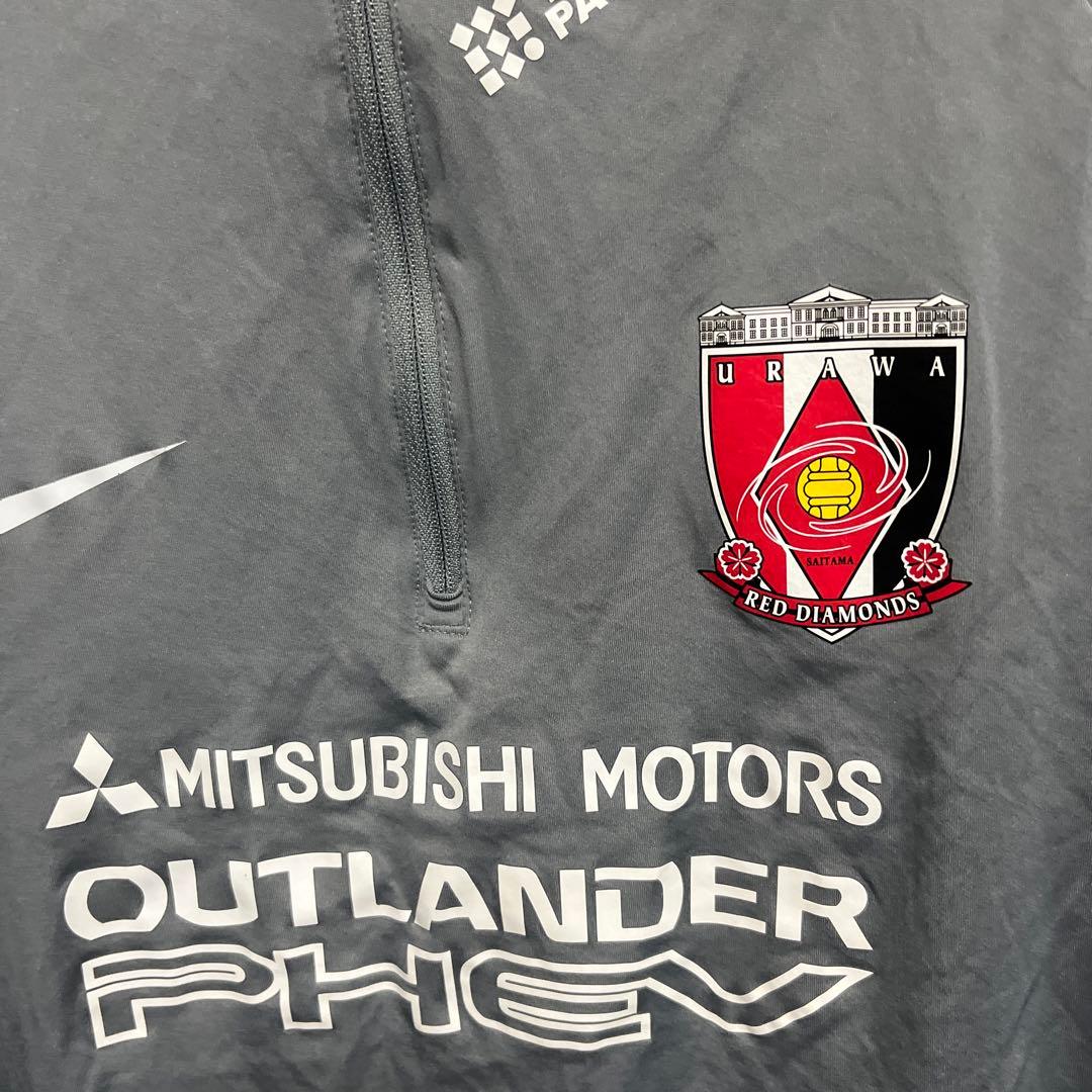 浦和レッズ　長袖　シャツ　ナイキ