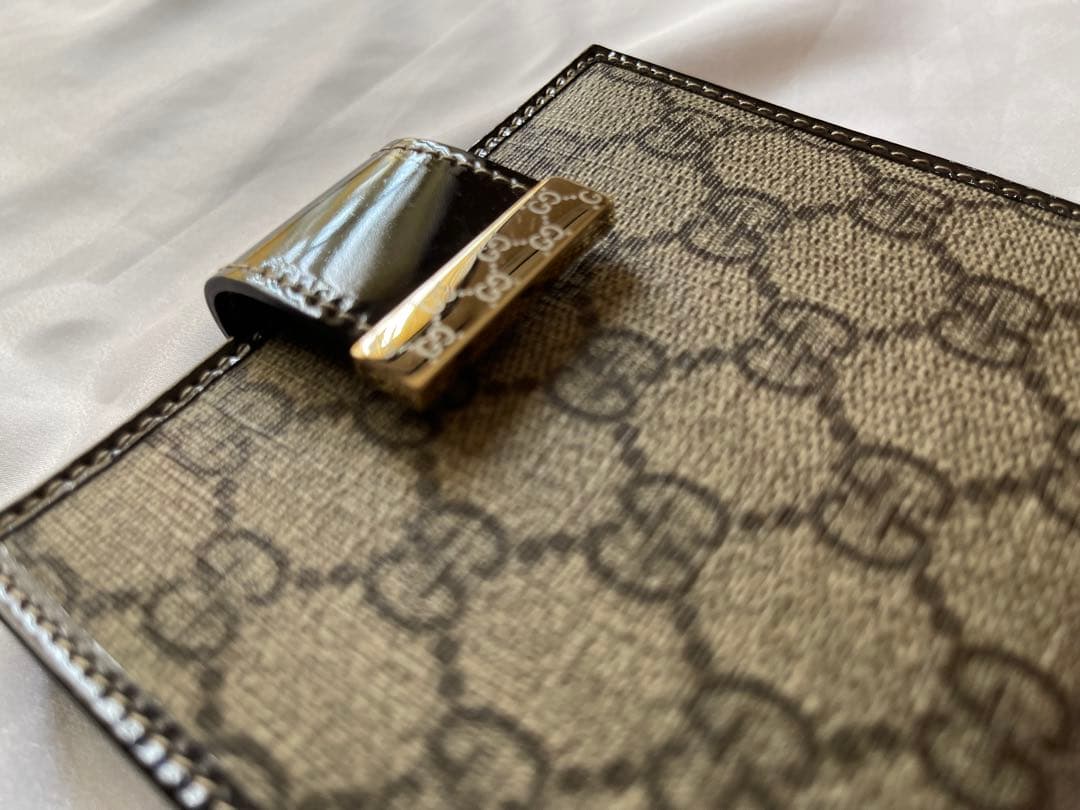 ユニタ★GUCCI GGパターン 二つ折り財布