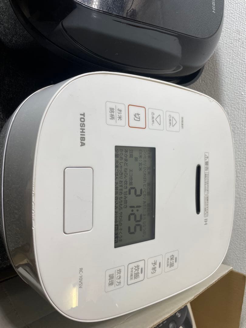 TOSHIBA 多機能炊飯器 黒白セット