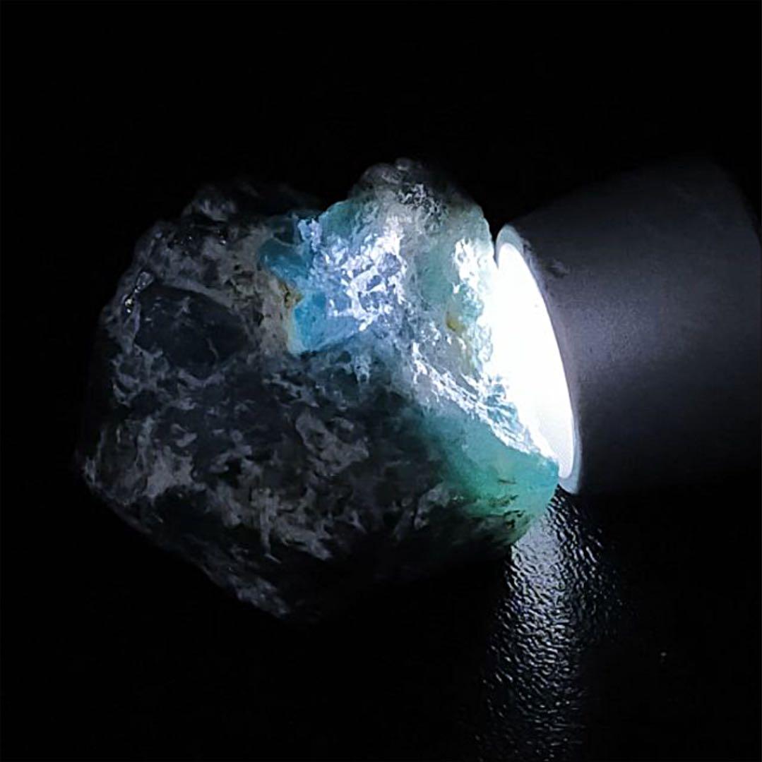 【マダガスカル産】グランディディエライト/雲母の原石⑤