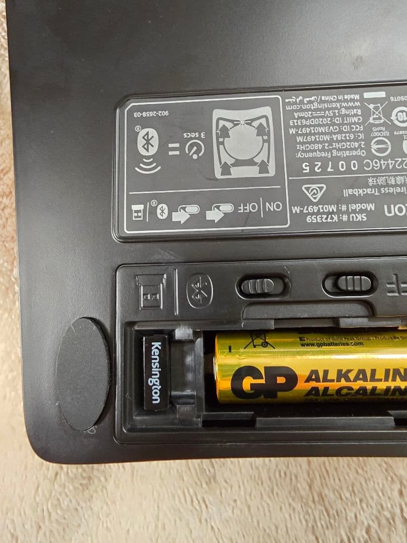 トラックボール　ワイヤレス　ほぼ未使用　kensington　K72359JP