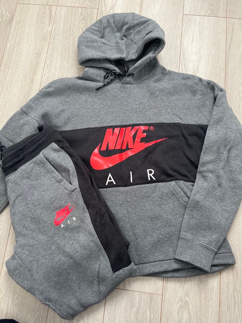 【気まぐれセール】Nike パーカー スウェットパンツ セットアップ