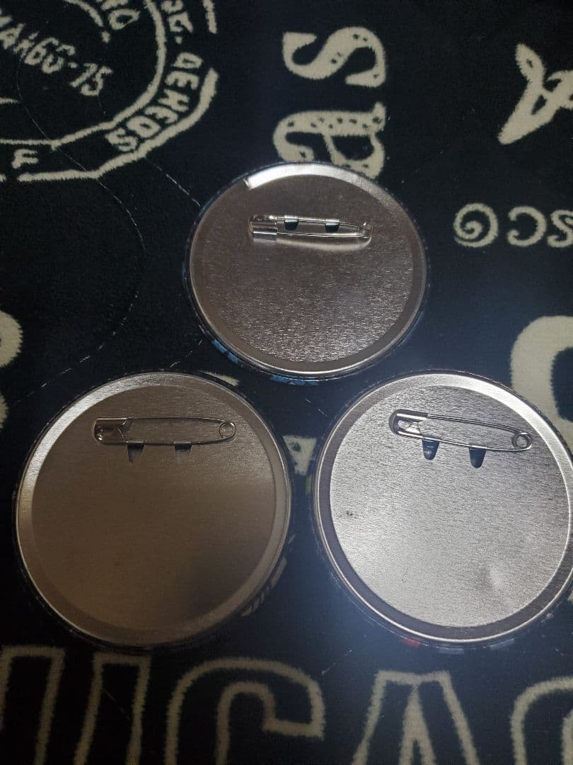 最終値下げ ワールドトリガー どデカ缶バッジ 特典