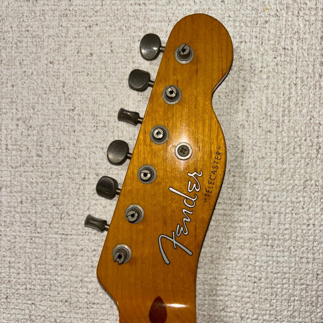 Fender Japan \"TELECASTER\" Sシリアル ストラップ付き