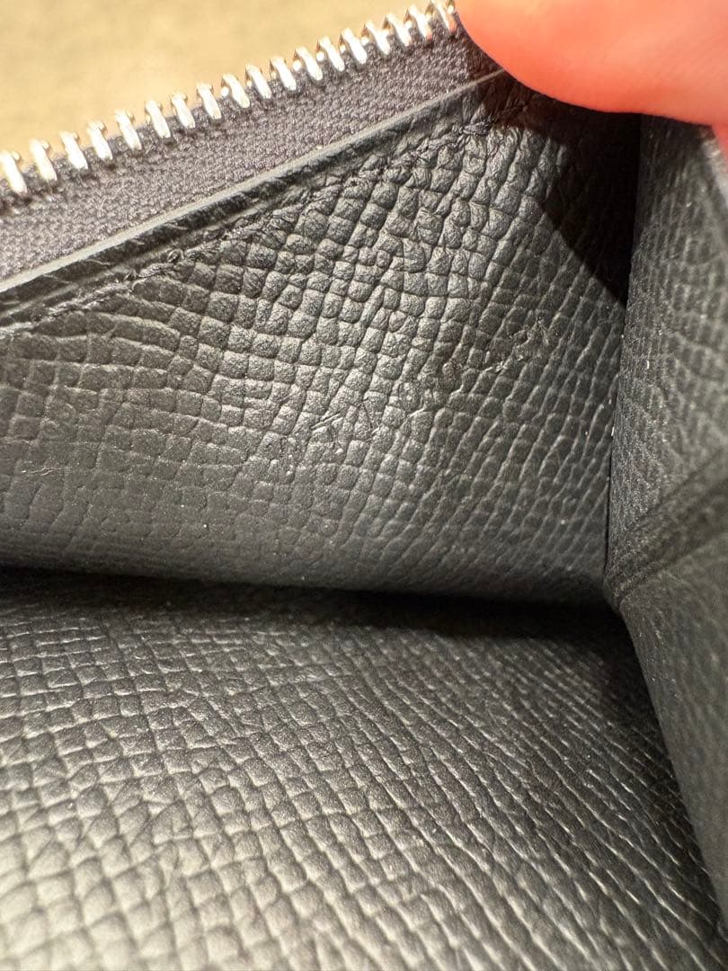 HERMES 二つ折り財布 ブラック